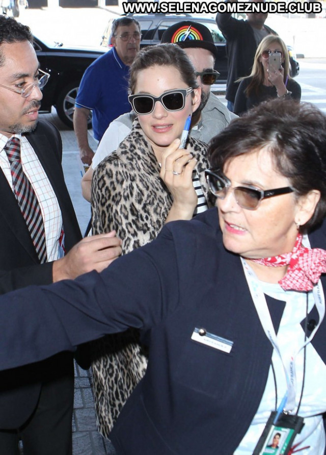 Marion Cotillard Lax Airport Los Angeles Celebrity Beautiful Lax