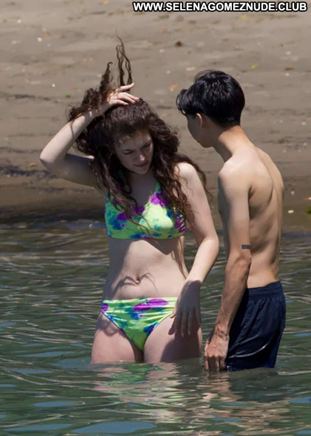 Lorde Babe Candids Beautiful Posing Hot Bikini Paparazzi