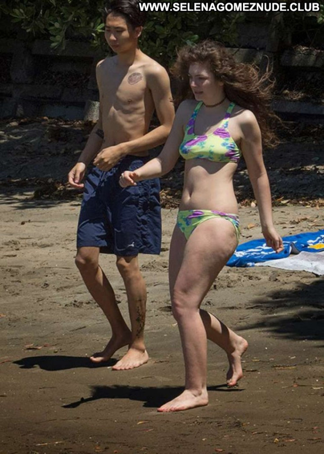 Lorde No Source Candids New Zealand Posing Hot Candid Beautiful Babe