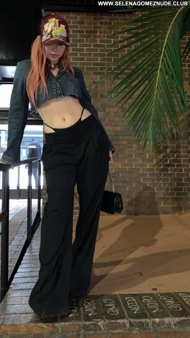 Lexee Smith Babe Beautiful Paparazzi Celebrity Posing Hot