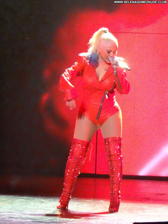 Christina Aguilera No Source Celebrity Babe Sexy Beautiful Posing Hot