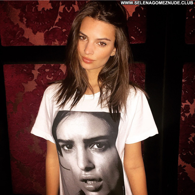 Emily Ratajkowski No Source Beautiful Paparazzi Posing Hot Babe