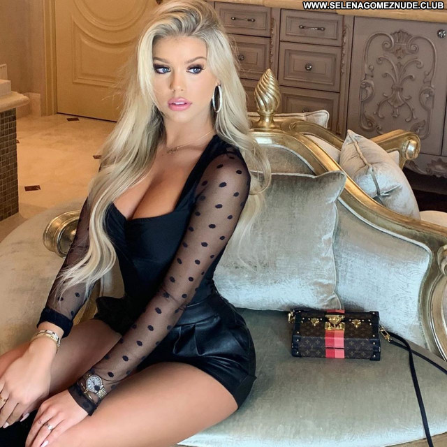 Kaylyn Slevin No Source Sexy Posing Hot Babe Beautiful Celebrity
