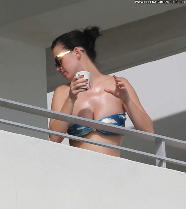 Katy Perry No Source Bikini Babe Beautiful Posing Hot Paparazzi