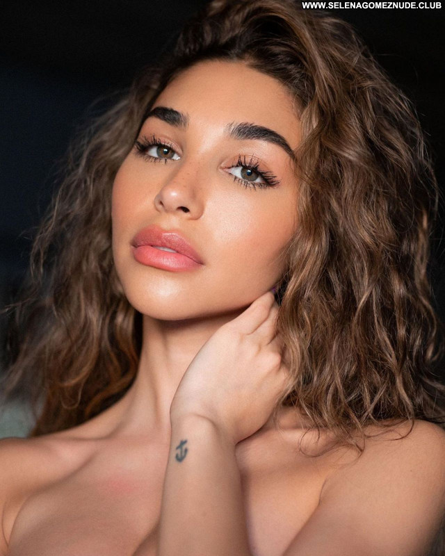 Chantel Jeffries No Source  Sexy Babe Posing Hot Celebrity Beautiful