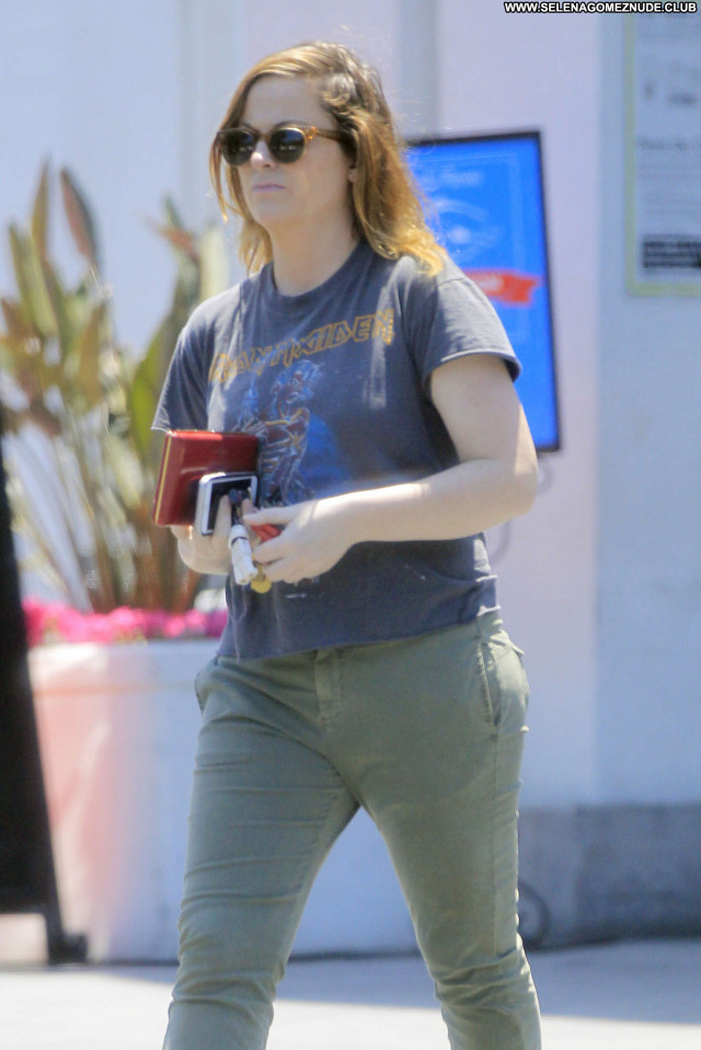 Amy Poehler Beverly Hills  Paparazzi Shopping Celebrity Babe Posing