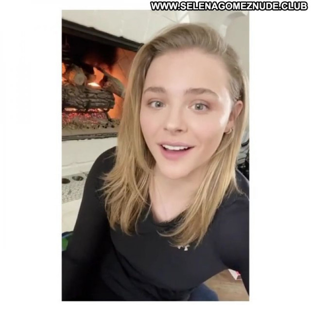 Chloe Grace No Source Celebrity Sexy Posing Hot Babe Beautiful