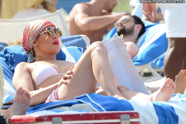 Jennifer Lopez The Beach Bikini Paparazzi Posing Hot Celebrity