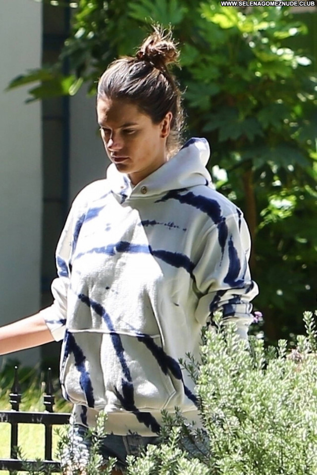 Alessandra Ambrosio No Source Celebrity Paparazzi Beautiful Posing