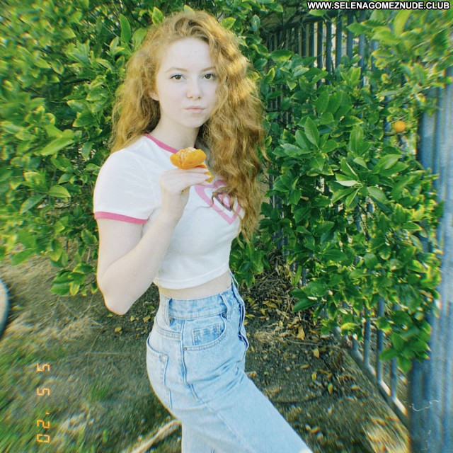 Francesca Capaldi No Source Celebrity Posing Hot Sexy Babe Beautiful