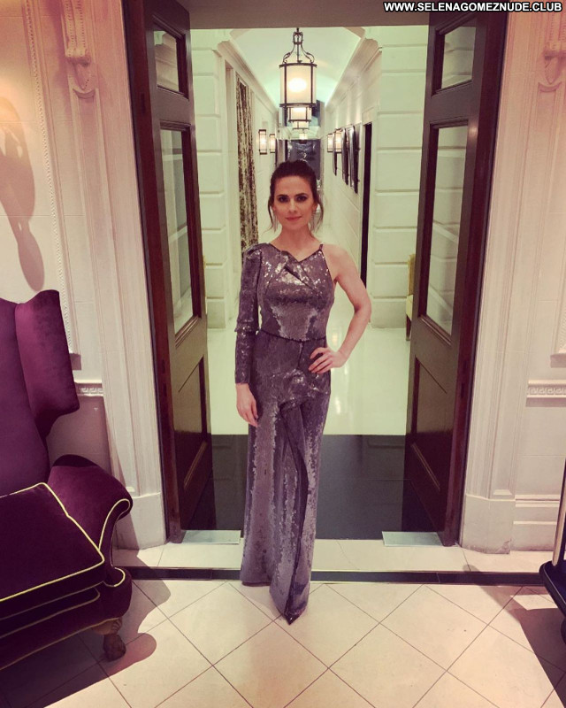 Hayley Atwell No Source Beautiful Celebrity Babe Sexy Posing Hot
