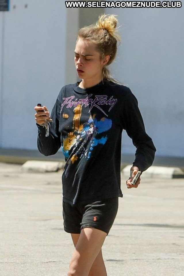 Sophie Turner Los Angeles Beautiful Babe Paparazzi Posing Hot