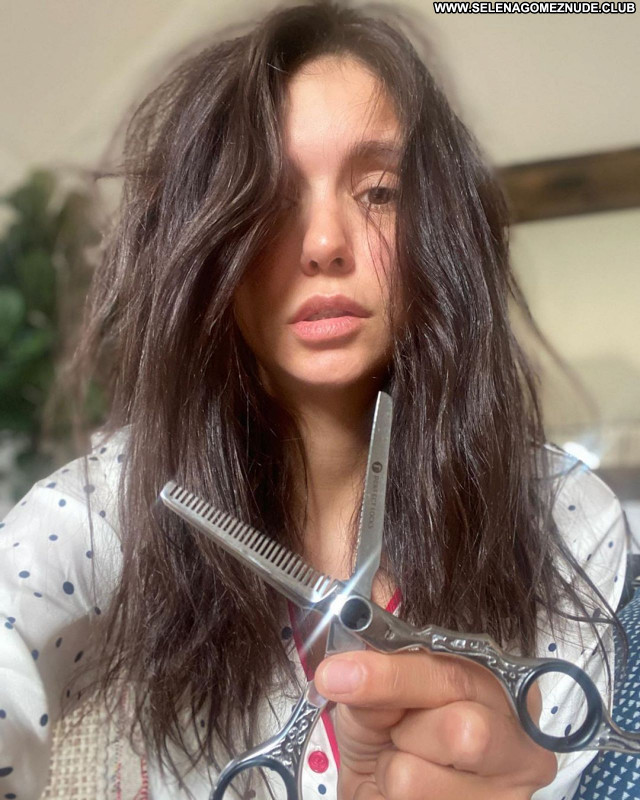 Nina Dobrev No Source Posing Hot Beautiful Sexy Celebrity Babe