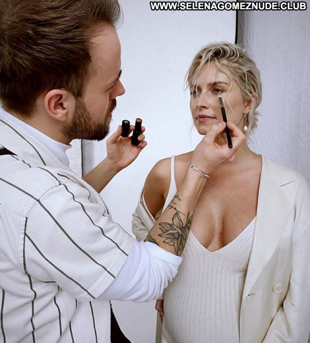 Lena Gercke No Source Beautiful Celebrity Posing Hot Sexy Babe