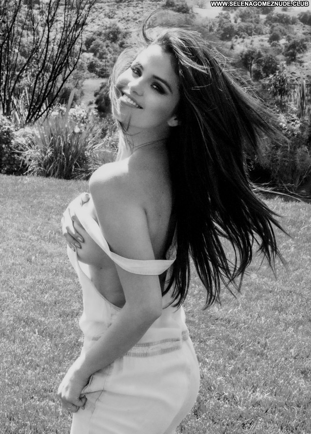 Selena Gomez No Source Babe Celebrity Beautiful Sexy Posing Hot