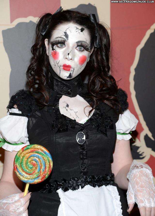 Michelle Trachtenberg Halloween Party Party Babe Beautiful Paparazzi