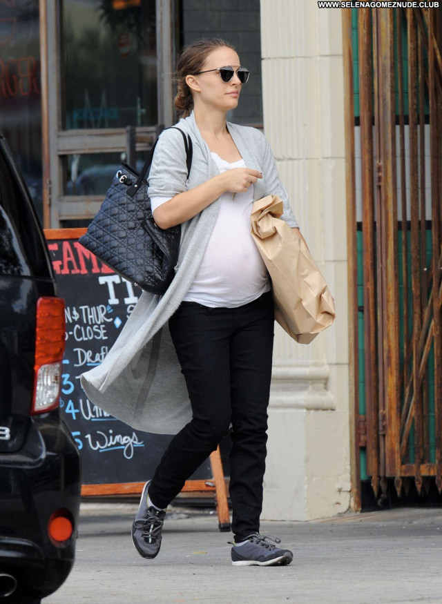 Natalie Portman Los Angeles Los Angeles Posing Hot Paparazzi