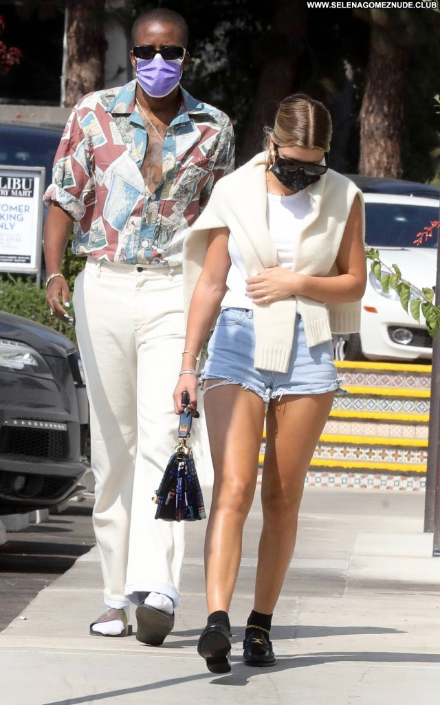 Sofia Richie No Source Celebrity Beautiful Paparazzi Babe Posing Hot