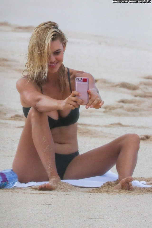 Kelly Rohrbach The Beach Paparazzi Babe Posing Hot Celebrity Beautiful