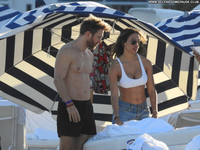 Jessica Ledon The Beach  Paparazzi Celebrity Posing Hot Babe Beautiful