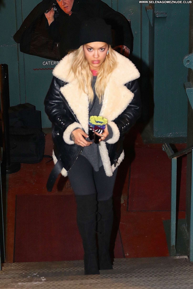 Rita Ora No Source Babe Paparazzi Celebrity Posing Hot Beautiful