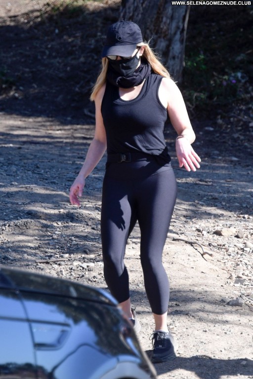 Reese Witherspoon Beautiful Straight Celebrity Posing Hot Sexy Babe