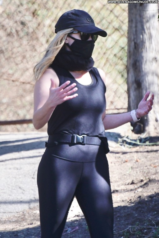 Reese Witherspoon Beautiful Straight Celebrity Posing Hot Sexy Babe