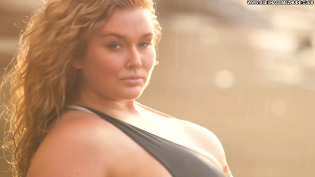 Hunter Mcgrady No Source Beautiful Posing Hot Celebrity Babe Swimsuit