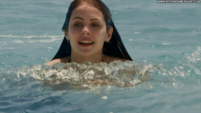 Willa Holland Tiger Eyes Celebrity Hd Gorgeous Hot Posing Hot Bikini