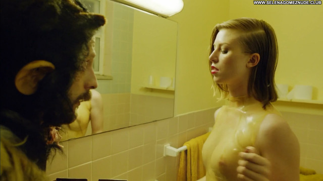 Perrie Voss Ape Sodom Posing Hot Beautiful Full Frontal Nude Scene Hd